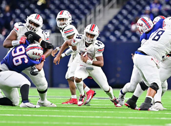 atascocita lamar football texas high school playoff regional semifinal tom dendy 2023 TIM_8914